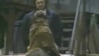 Pavarotti in Pekin China 2/7/1986