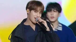 SEVENTEEN - Clap + Oh My!ㅣ세븐틴 - 박수 + 어쩌나 [SBS Super Concert in Suwon Ep 2]