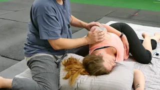 Upper Back Neck Pain Relief Techniques Advanced Thai Massage 3/3