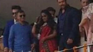 At Arpita's Reception, Salman Khan 'Hands Over Sister, His Heart' to Mandi
