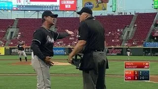 MIA@CIN: Mattingly gets ejected for arguing in 3rd