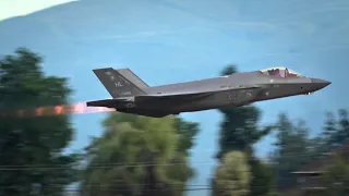 F-35 Lightning II Twilight Demo - Abbotsford Airshow 2023