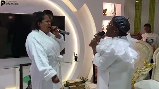 TOYIN ABRAHAM LEADS PRAISE AND WORSHIP SESSION AT HER BIRTHDAY CELEBRATION