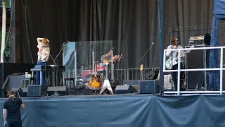 Grace Potter - Supersonic Rocket Ship (The Kinks cover) - Live Essex, VT, 8/8/20 Drive-In concert 4K