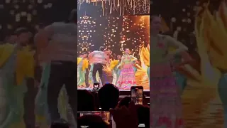 Farhan Saeed And Hania Amir Dancing On Peela Rang Suit Karda #haniaamir #farhansaeed #merehumsafar