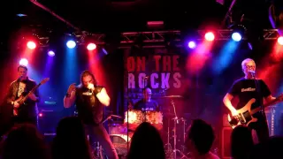 BadCase - Poison (Alice Cooper) @ On The Rocks, Hellsinki 28.11.2015