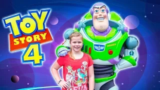 Assistant Hunts for Woody and Jessie at Toy Storyland with Buzz Lightyear