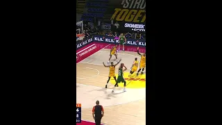 Kendrick Nunn KNOCKS Tamir Blatt OFF Balance | Maccabi vs Panathinaikos