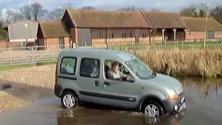 Kangoo Trekka 4x4 off road compilation.