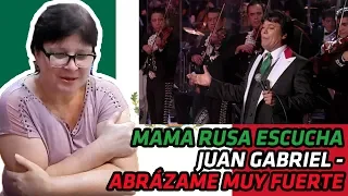 RUSSIANS REACT to Juan Gabriel - Abrázame Muy Fuerte (En Vivo 2013) | REACTION