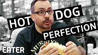 The Only Way to Eat a New York Hot Dog - The Meat Show