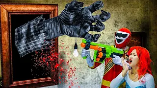 Zombie Apocalypse 2| Superheroes Team SEAL X Nerf Battle Gun Fight