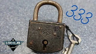 (1811) 333 Lever Padlock