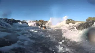 surfing between the rocks at Jelly Bowl