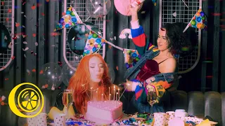 Olivia Addams x Holy Molly - Let's celebrate