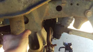 1991 Toyota Pickup 4X4 front shock replacement