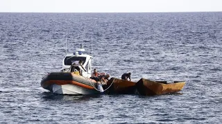 Lampedusa overwhelmed after receiving over 1000 migrants in a day