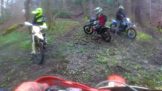 ktm exc 125 ktm exc 250 husqvarna 300 yz 250f fun in the wood with a few lanes at the end