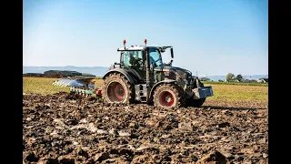 Gorthill Farm Contracts Ploughing with the 724 & 6 Furrow KV plough