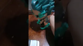 unboxing infinite deku with Eri Funko Pop