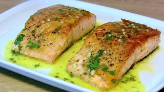 Pan seared salmon + lemon butter sauce.Crispy and juicy roasted salmon-fried in a cast iron skillet.