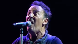 Lost in the Flood - Springsteen - MetLife#2 Aug 25, 2016