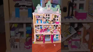 Emma's Art School: The Ultimate Playground for Young Artists - Lego Friends