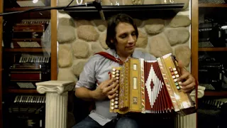 How to Play Diatonic Button Accordion - Overview with Alex Meixner