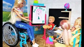 VALERKA AGAINST A NEW TEACHERS DRAWING! #Cartoon About School MARINILKA Play with Dolls