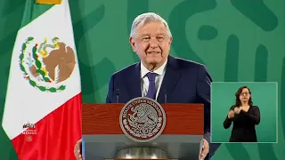 Acusa AMLO que Claudio X González recibe financiamiento de EU