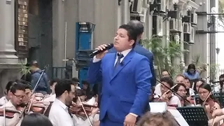 Cuando llora mi guitarra en la voz de Yo me llamo ecuatoriano y la Orquesta Filarmónica de Guayaquil