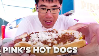 New Yorker Tries FAMOUS Pink's Hot Dogs of Los Angeles