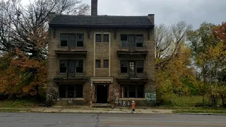 Exploring an abandoned building ‐ D.O. apartments pt.1