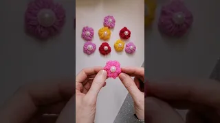 Woolen Flower making 🌺 Цветы из ниток #Shorts