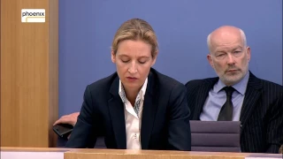 Landtagswahl Nordrhein-Westfalen: Pressekonferenz der AfD zum Wahlausgang am 15.05.17