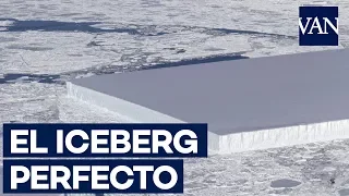 Un misterioso y perfecto iceberg rectangular flota en medio del océano