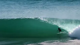 SWELL ALERT: JUST IN - Spitting Kirra Funnels