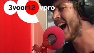 Oscar & The Wolf - Princes live bij 3voor12 Radio 2014