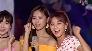 KMF2018 | Wanna one fall in love with Twice?