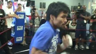 Manny Pacquiao's Lighting Fast Shadow Boxing