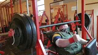 Iron Strongman Kaciga 264kg.