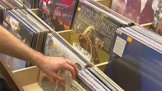 Johnstown music store seeing resurgence in vinyl records