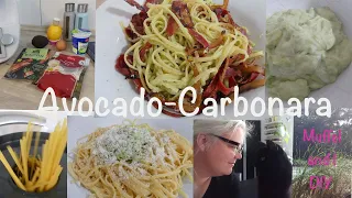 Avocado Carbonara mit veganem Speck