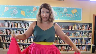 Mrs. Alaniz MV Folklorico Video how to use the Falta/Skirt