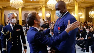 Teddy Riner répond à Macron après ses propos méprisant sur les athlètes