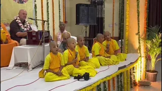 Swasthi vachan by Bhaktivedanta Swami Vedic Gurukulam Boys at Mathura Court !!