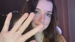 ASMR ~ Tongue clicking and hand mouvement 👋