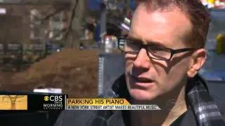 Washington Square Park's piano man