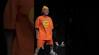 Justin Bieber en TikTok bailando la canción #Peaches