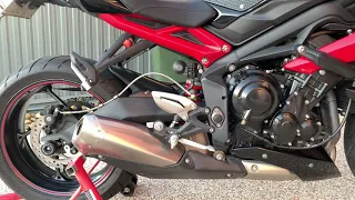 Triumph Street Triple R 2013 Stock Exhaust Sound